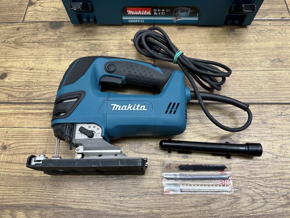 Wyrzynarka 720W z ruchem wahadłowym Makita 4350FCTJ | walizka MakPac 1