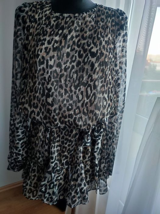 Sukienka Guess nowa