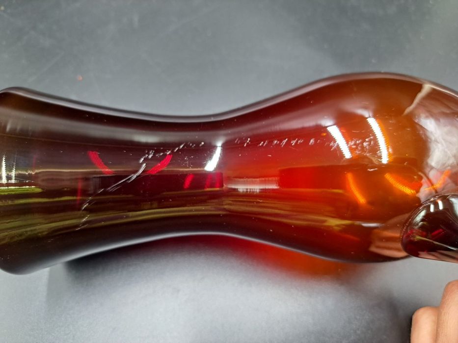 Wazon dzban amfora szklany czerwony Szkło Artystyczne Sudety Horbowy