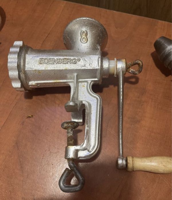 Maszynka do miesa edenberg 8