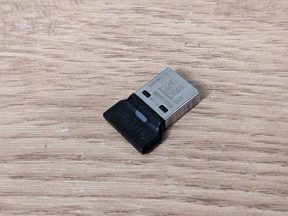 Bluetooth адаптер jabra link 380