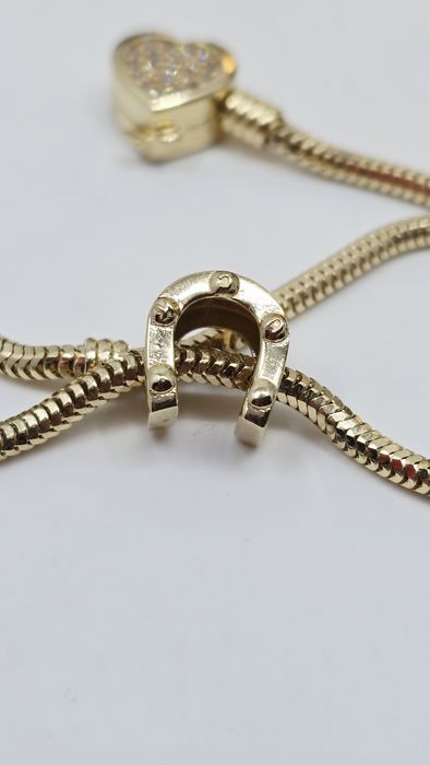 Złoty charms podkowa próba 585 14k