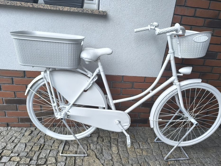 kwietnik rower  biały ozdoba