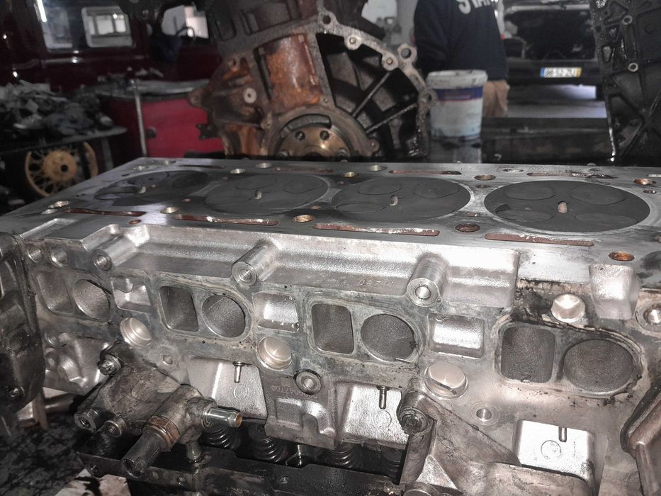 Cabeça de motor  mercedes 2..2 cdi