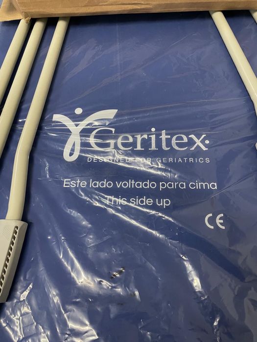 Cama hospitalar manual com rodas com colchao e laterais