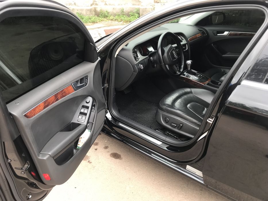 Продам audi a4b8 premium plus