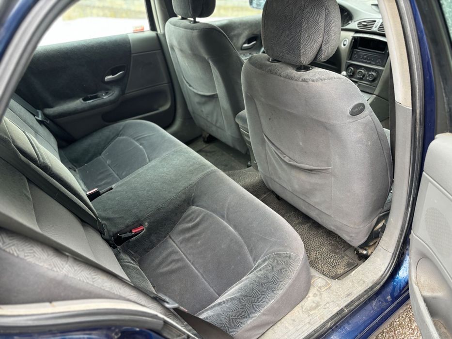 Renault Laguna II 1.8 benzyna - gaz 2002 rok