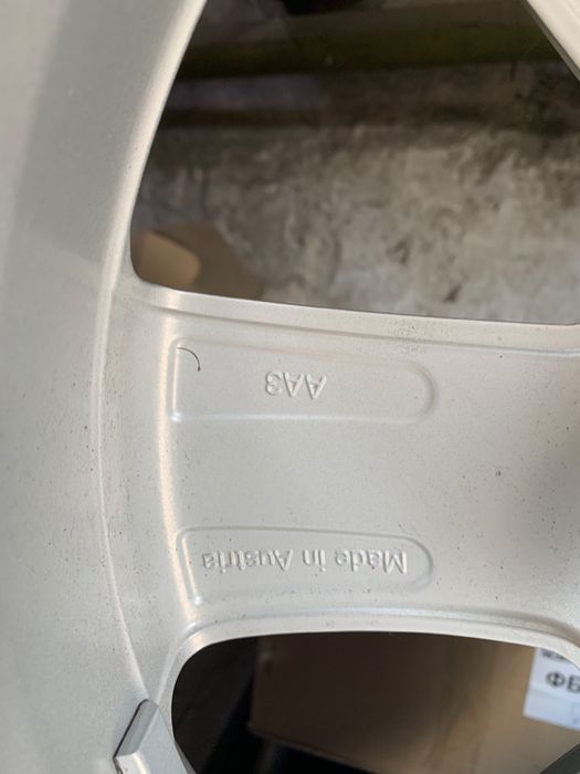 Оригинальные диски Audi Q5 R17 ориг. номер 8R0 601 025 S