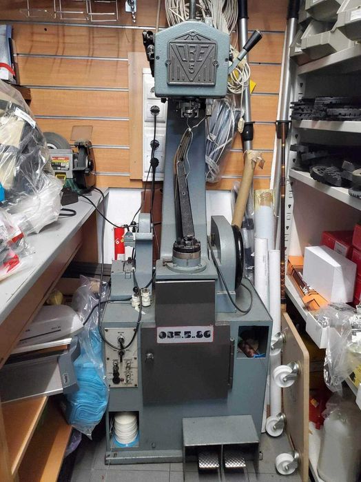 Maquinas de reparação de calçado