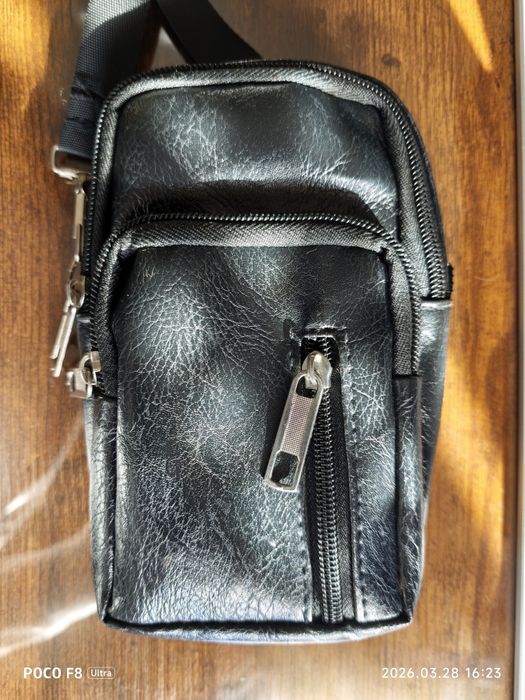 Bolsa tiracolo preta, 19*11cm