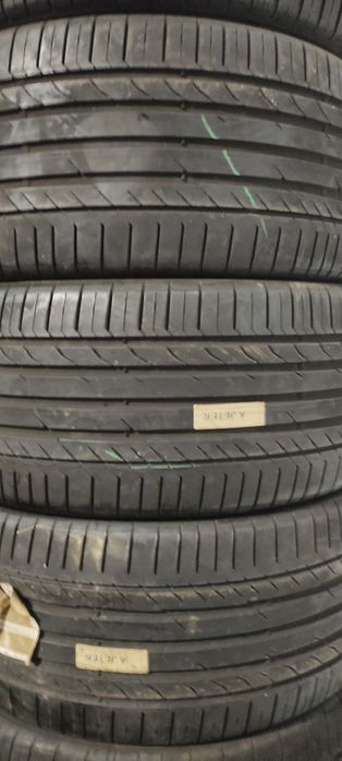 Pneus 295/40/21 continental semi novos