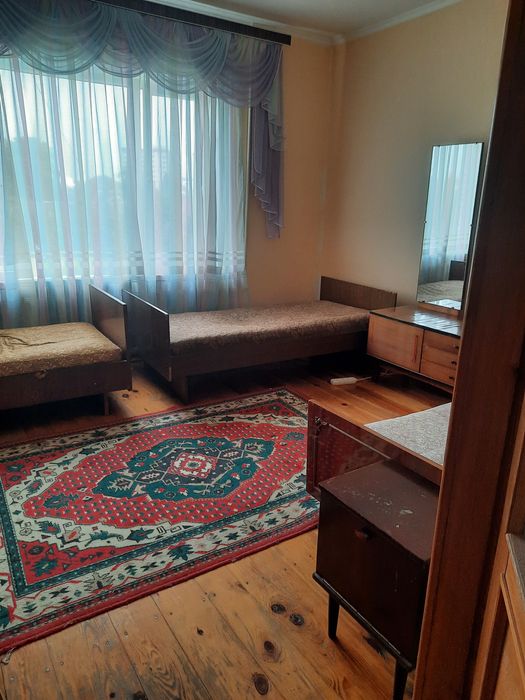 Оренда кімнати приватному будинку здається  кімната дівчатам