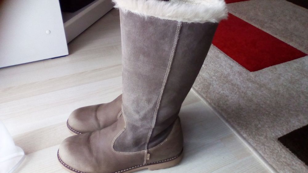 kozaki skórzane marki FULLSTOP roz 36 wkł 22 cm