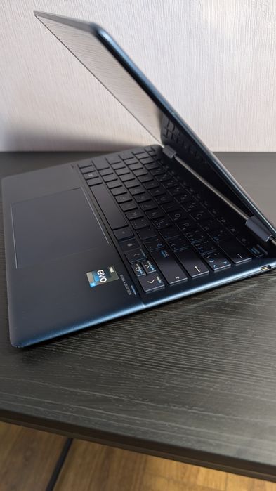 Hp Spectre x360 14-ef2010ca amoled i7-1355u 32 ram 1 tb raptor 16gb