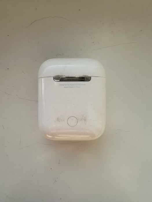 airpods 2 зарядний кейс