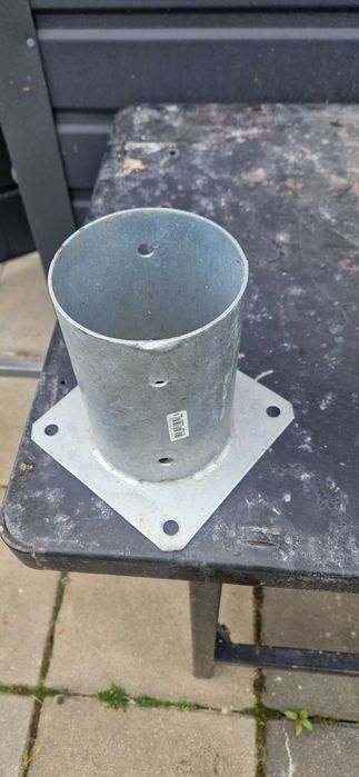 Podstawa słupa 12szt okrągła fi 10cm przykręcana do betonu,kotwa i