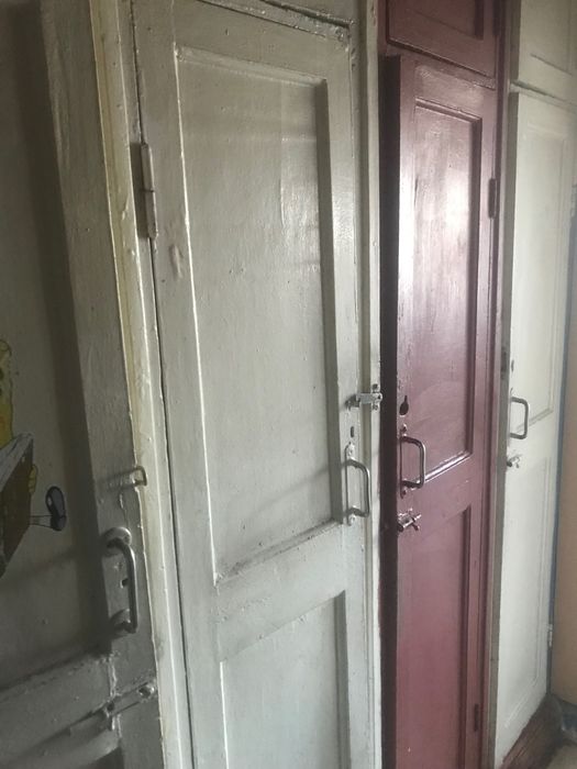 Продам дві кімнати