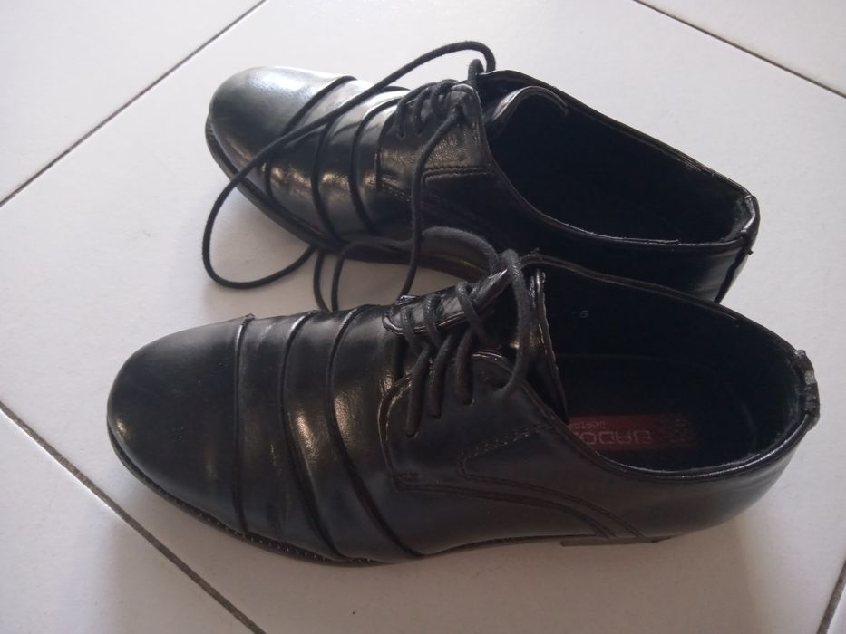 Buty chłopięce 36