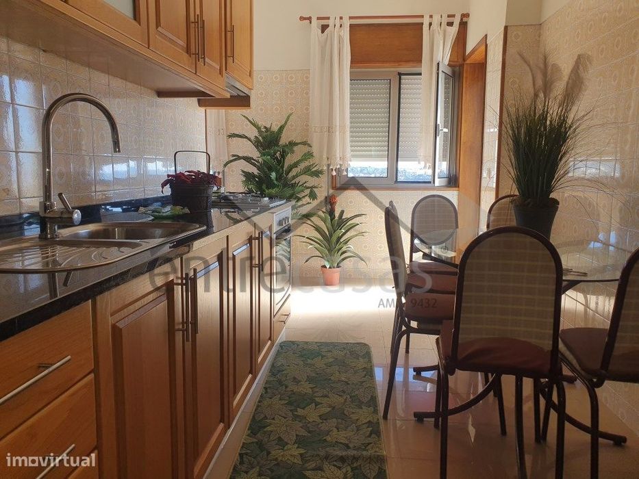 T2 Apartment in City Center