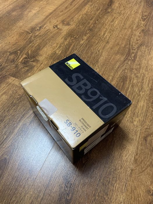 Спалах Nikon Speedlight SB-910