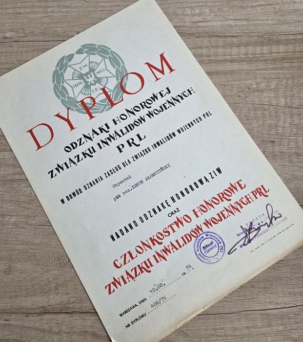 Dyplom Odznaki Honorowej Związku Inwalidów Wojennych.