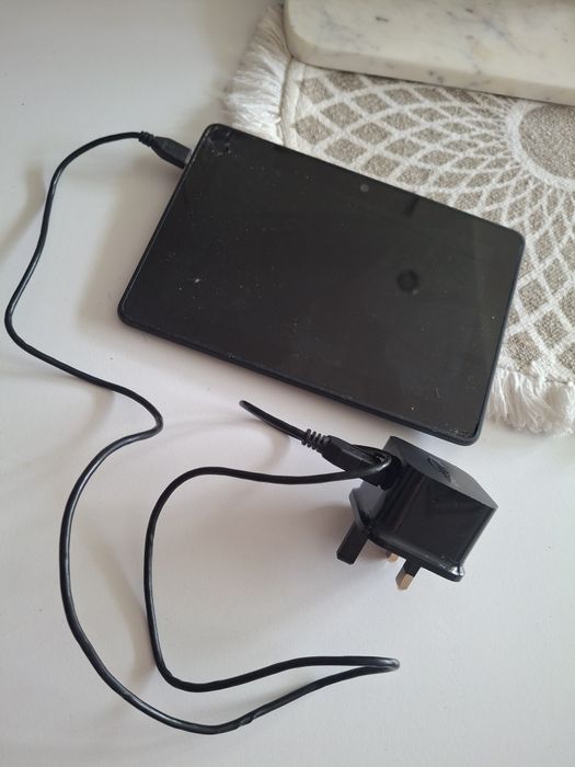 Uszkodzony tablet