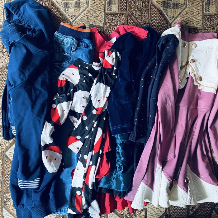 Віддам дитячі речі