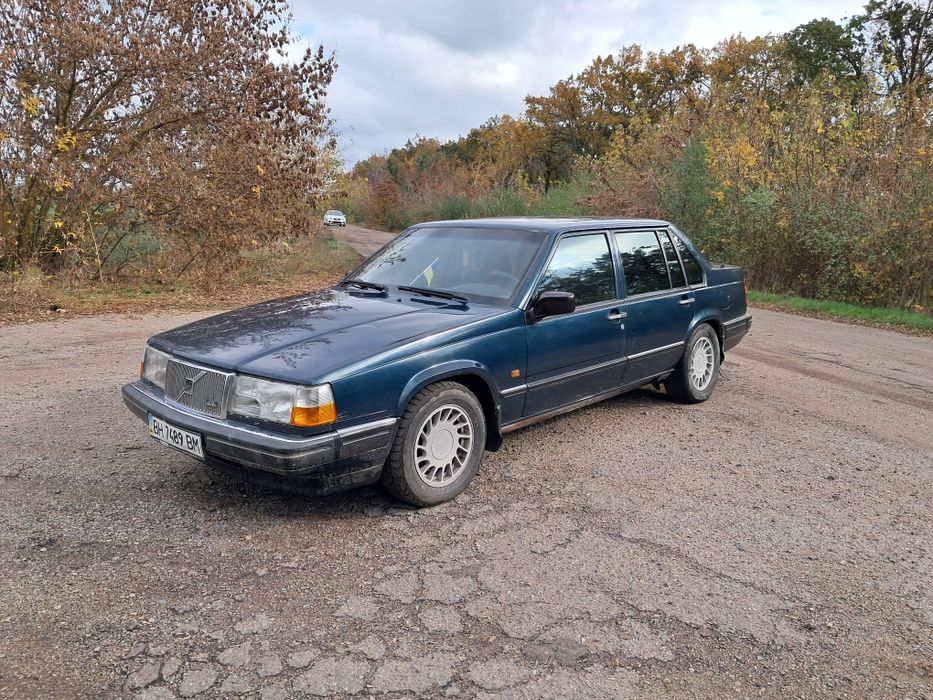Продам Volvo 960