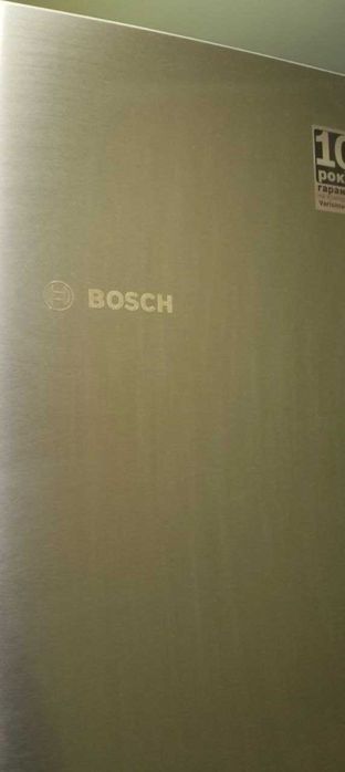 Холодильник Bosch KGN39VI306 рабочий