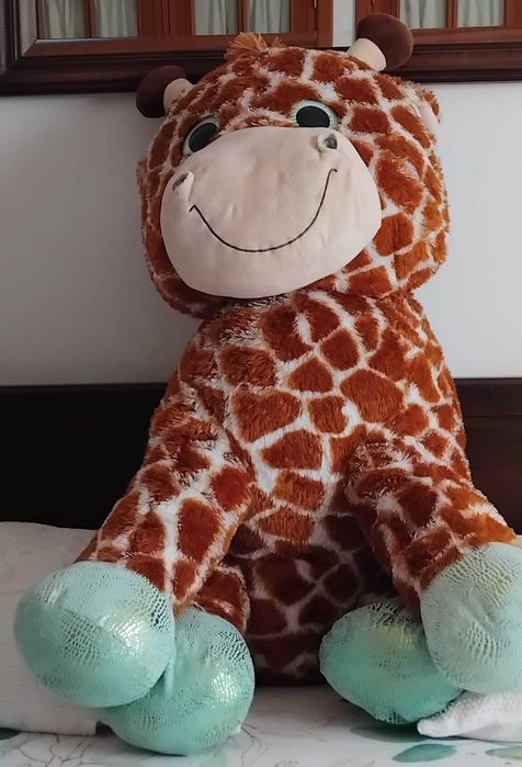 Boneco (Girafa) em penuche