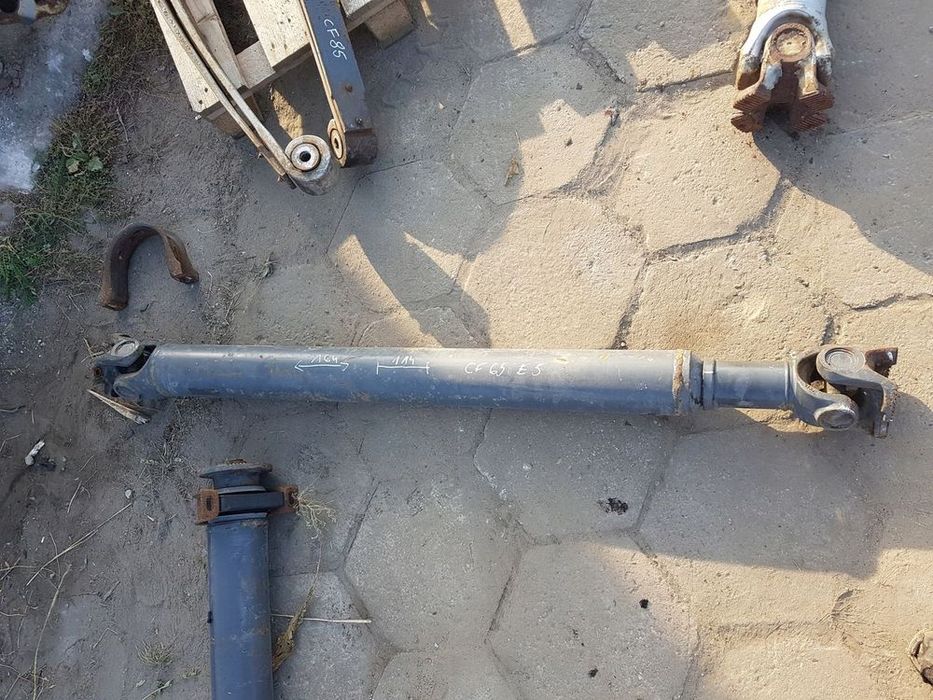 wał pędny napędowy cał dł. 164 cm od spawu do spawu 114 cm daf 65 cf