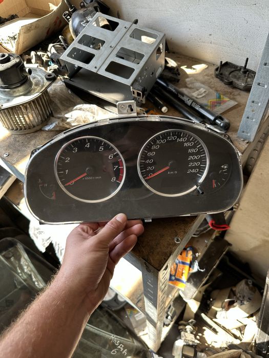 Приборная панель мазда 6 бензин