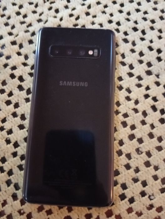 Sprzedam telefon Samsung s10