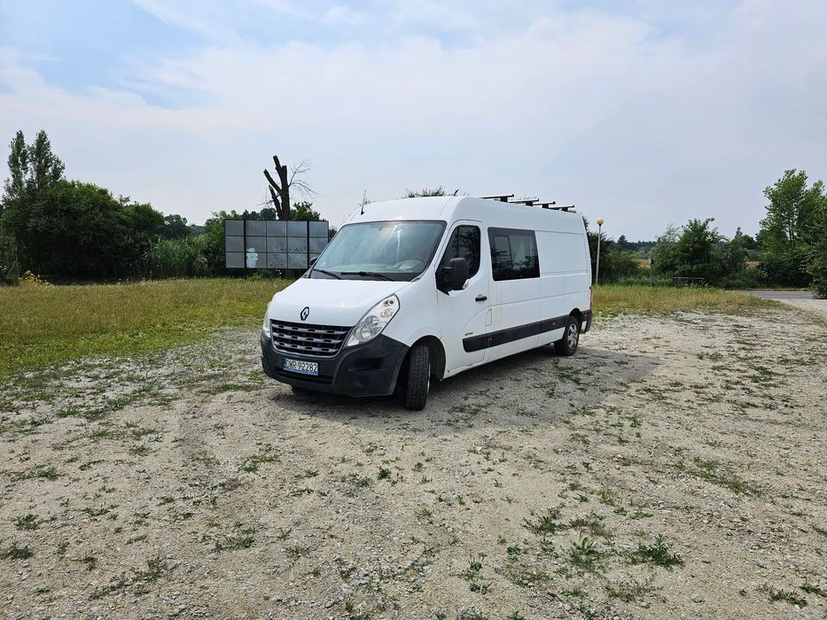Renault Master  Renault Master 7 miejsc 2 komplety opon