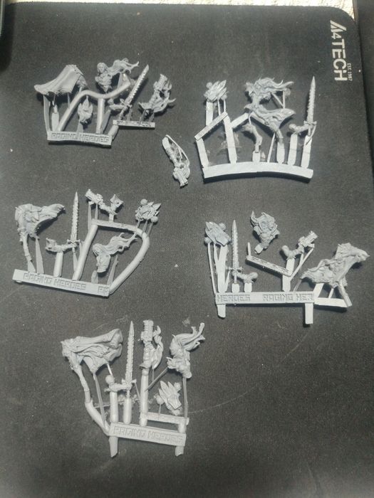 Warhammer 40000 Raging heroes