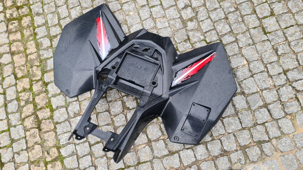 Plastico Traseiro Suzuki Ltr 450 black edition