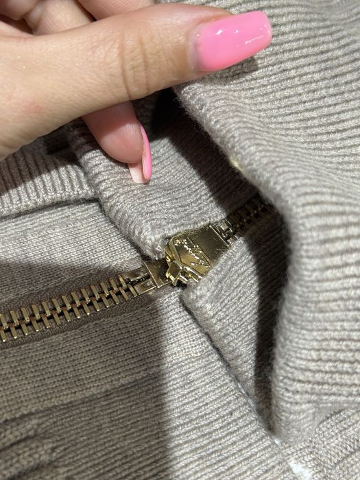 Miu miu кофта нова 36 розмір