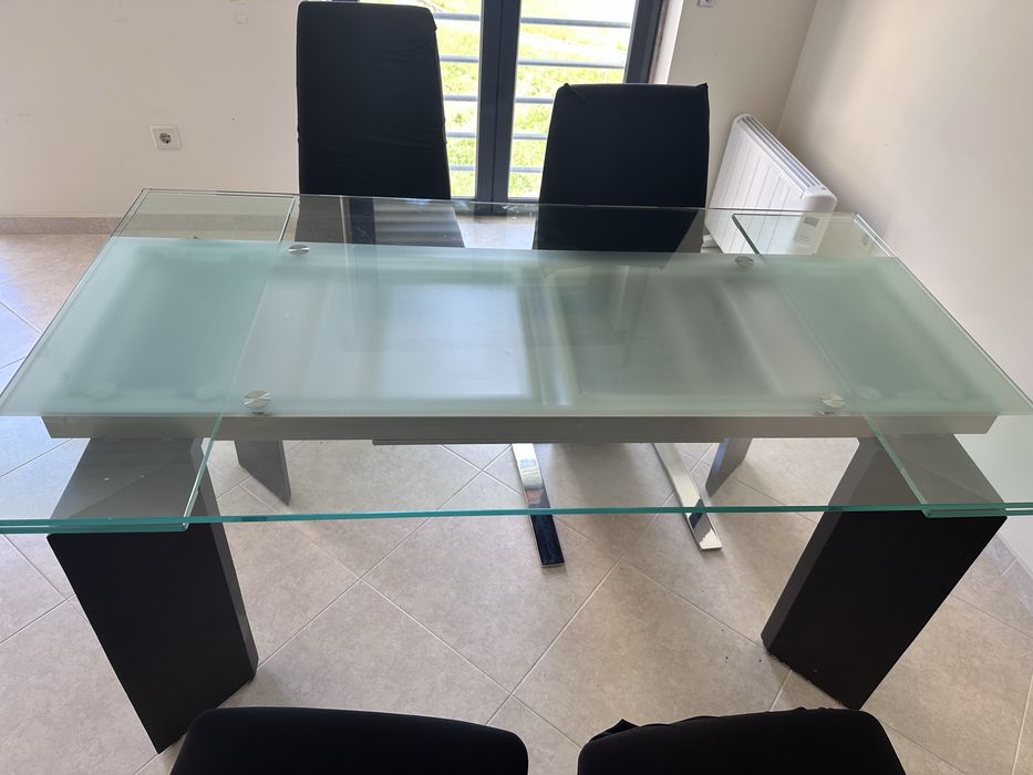 Vendo Sofa + Mesa + Cadeiras