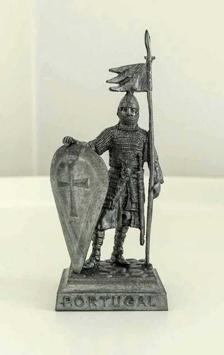 Movel Armário Vitrine com 10 Cavaleiros medieval Estanho64297594234498124