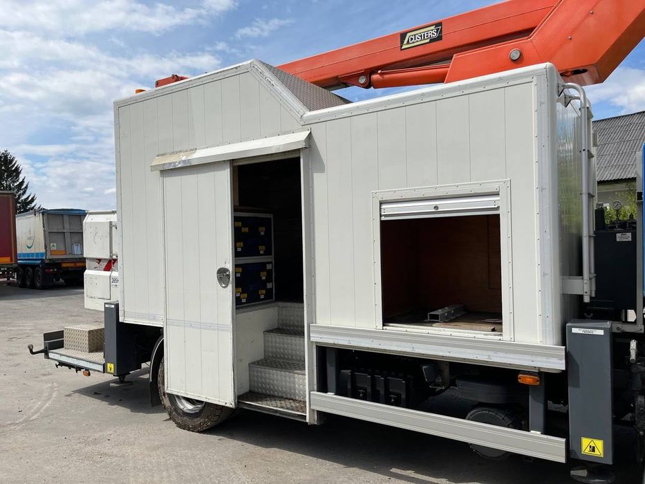 Продам автовишку DAF в гарному стані