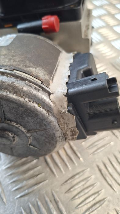 Pompka Kompresor Zawieszenia Citroen C5 2.0Hdi