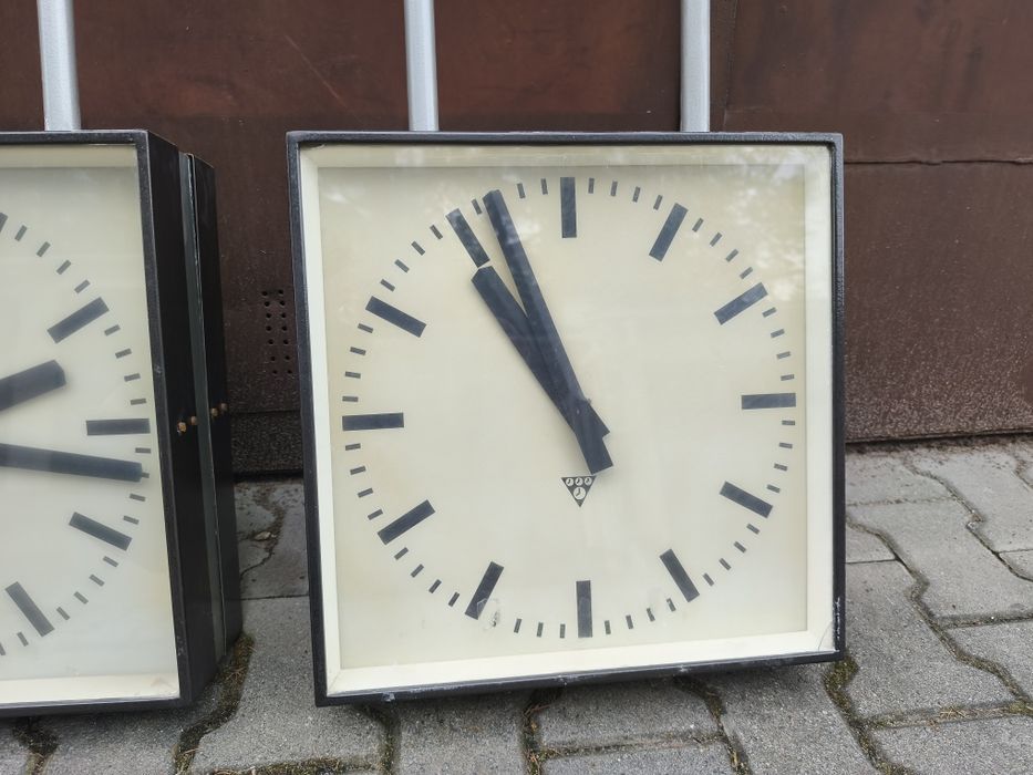 Zegar dworcowy kolejowy Pragotron obustronny, oryginał retro, UNIKAT!