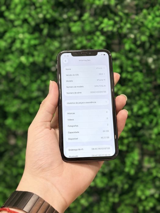 Apple iPhone 11 64Gb Preto - Pague em 3x