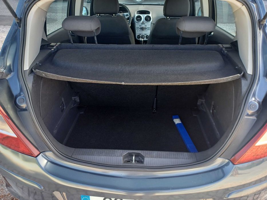 Opel Corsa 1.2 Enjoy 2010