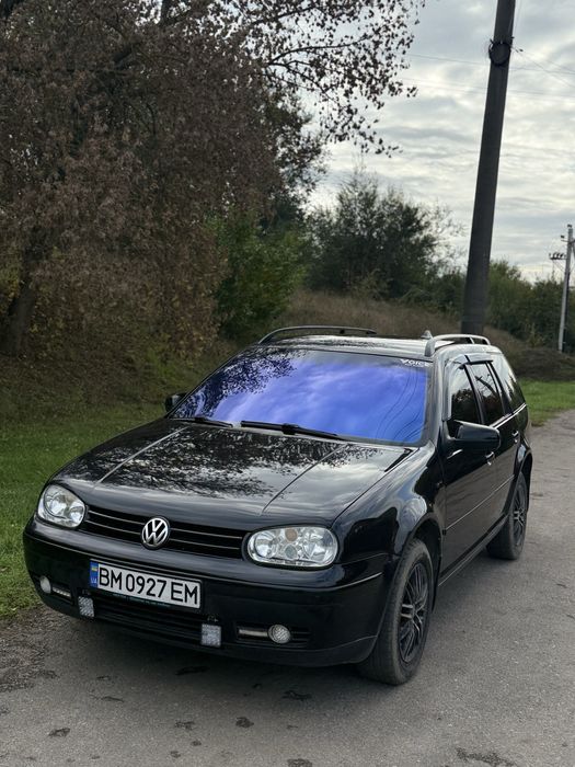 Продам Volkswagen Golf lV 2000 року у хорошому стані
