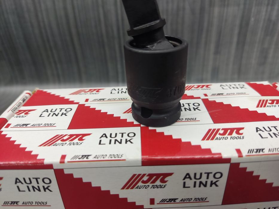 Профисиональный кардан поворотний (кульовий) ударний 3703 JTC