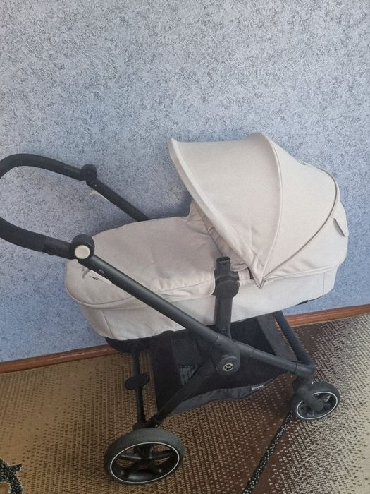 Коляска Cybex EOS Basic 3 в 1