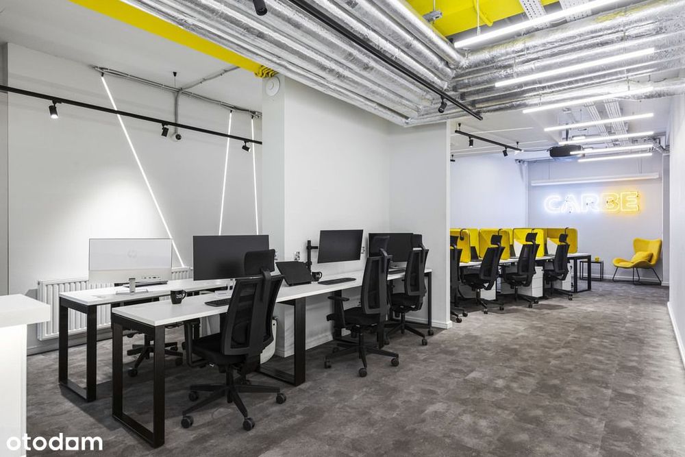 Nowoczesne biuro  | centrum | gotowe do pracy.