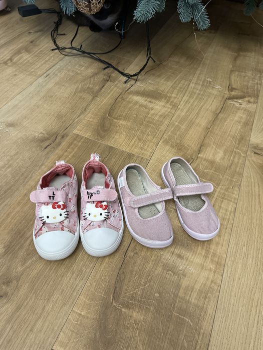 Тапочки на дівчинку 27 26 розмір