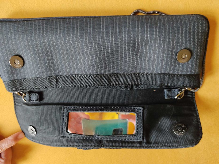 Clutch Mango - usada